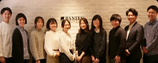 「ワッペンの件」とお申し付け下さい。専任スタッフが対応させていただきます。
